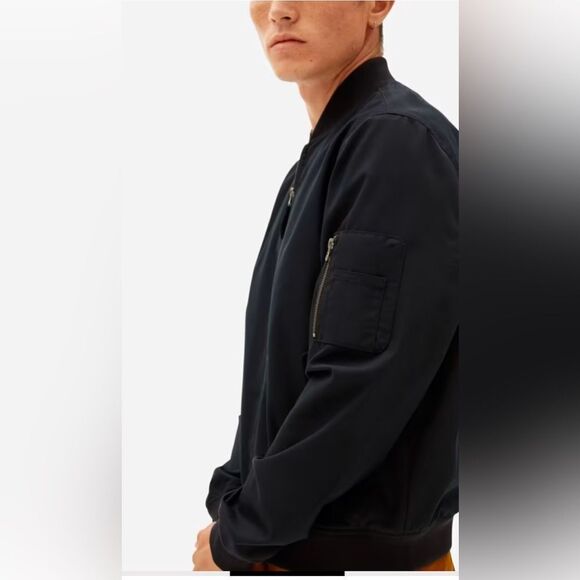 Everlane black Bomber Jacket uniform NWT -small - Picture 2 of 10